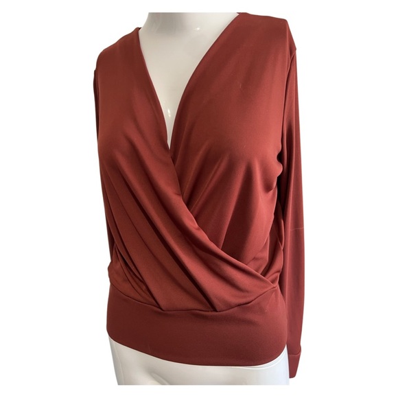 H&M Long sleeve burgundy shirt - Picture 2 of 5